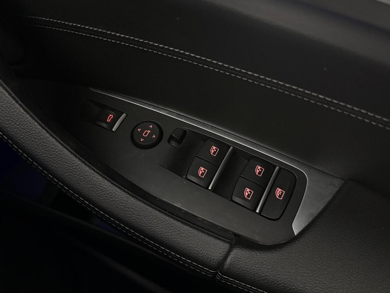 BMW X3 thumbnail Misc Controls