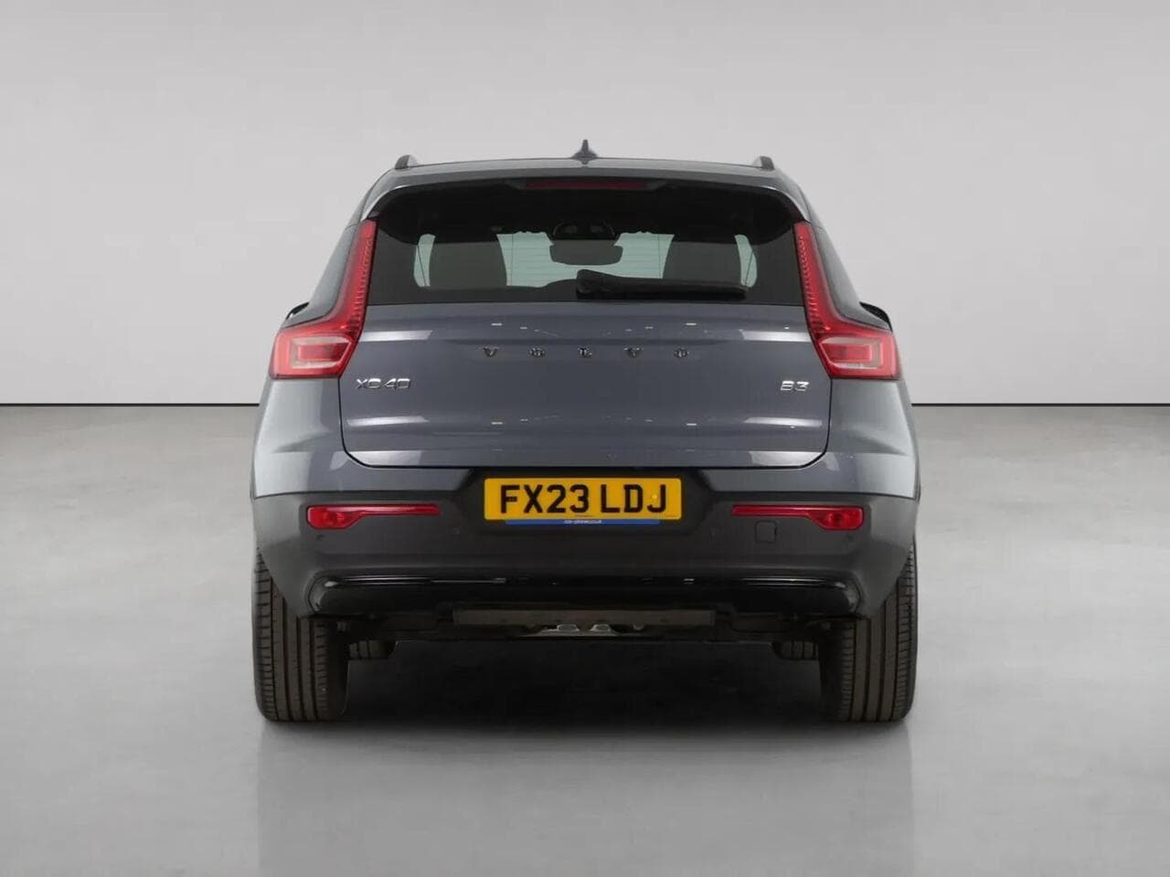 Volvo XC40 thumbnail Rear