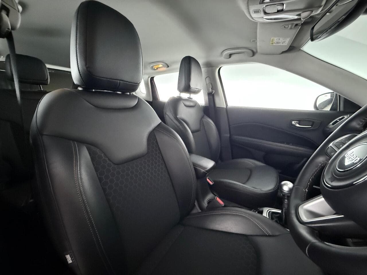 Jeep Compass thumbnail Seat Driver