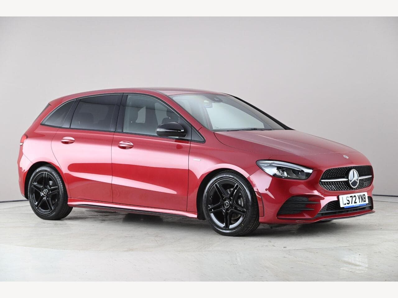 Mercedes-Benz B Class - Mercedes-Benz B Class 2.0 B200d AMG Line Edition (Executive) 8G-DCT Euro 6 (s/s) 5dr