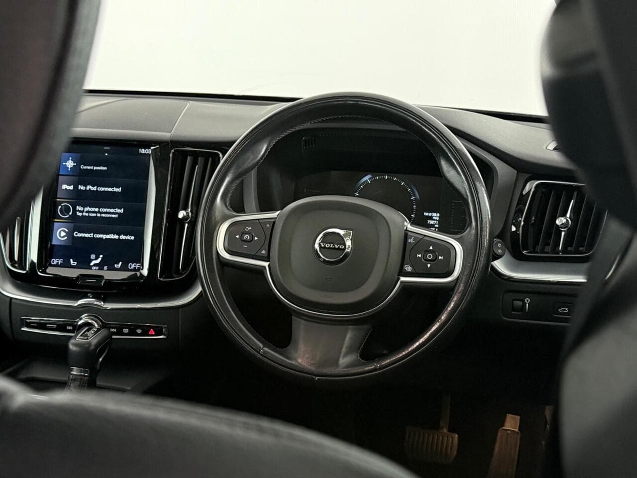 Volvo XC60 thumbnail Steering Wheel