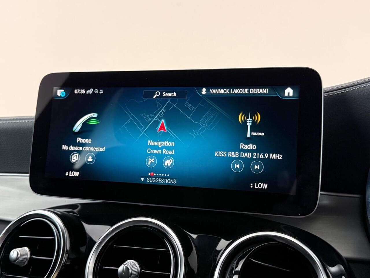 Mercedes-Benz GLC thumbnail Infotainment System