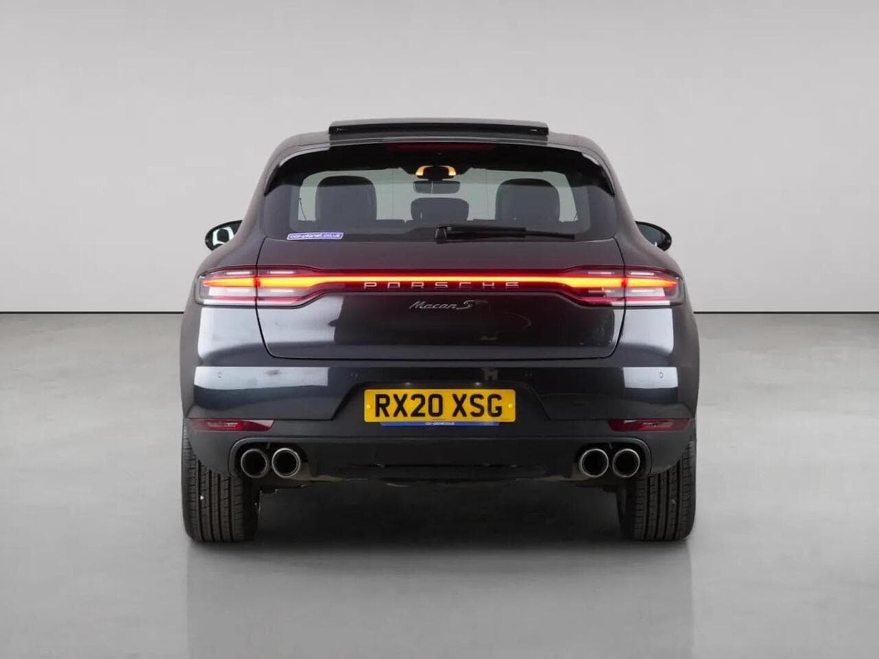 Porsche Macan thumbnail Rear