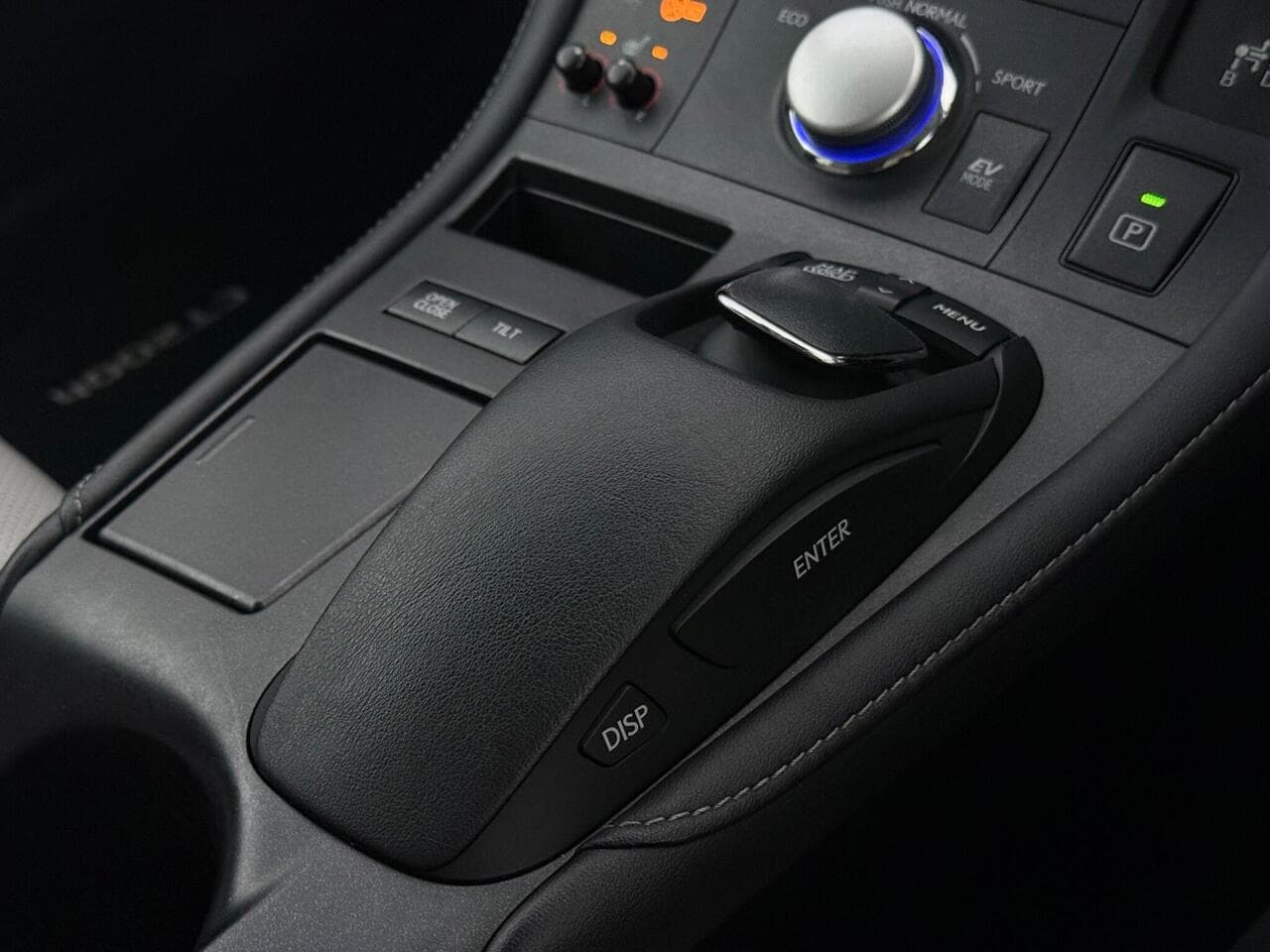 Lexus CT thumbnail Misc Controls