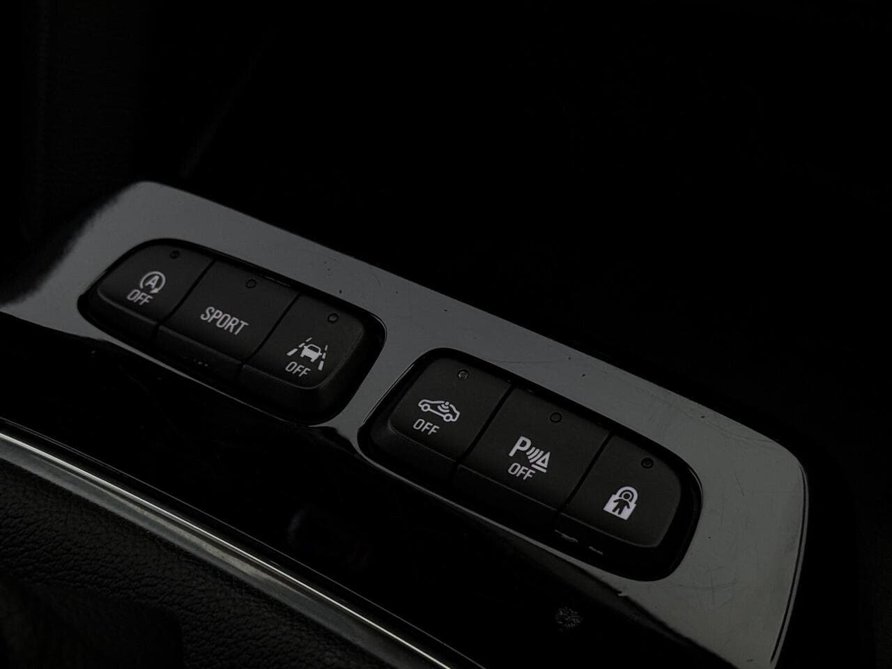 Vauxhall Mokka thumbnail Misc Controls