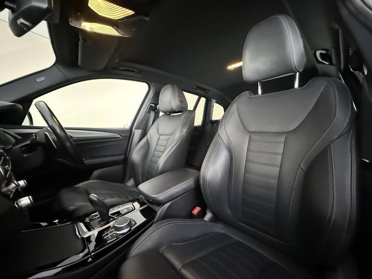 BMW X3 thumbnail Seat Front Passenger