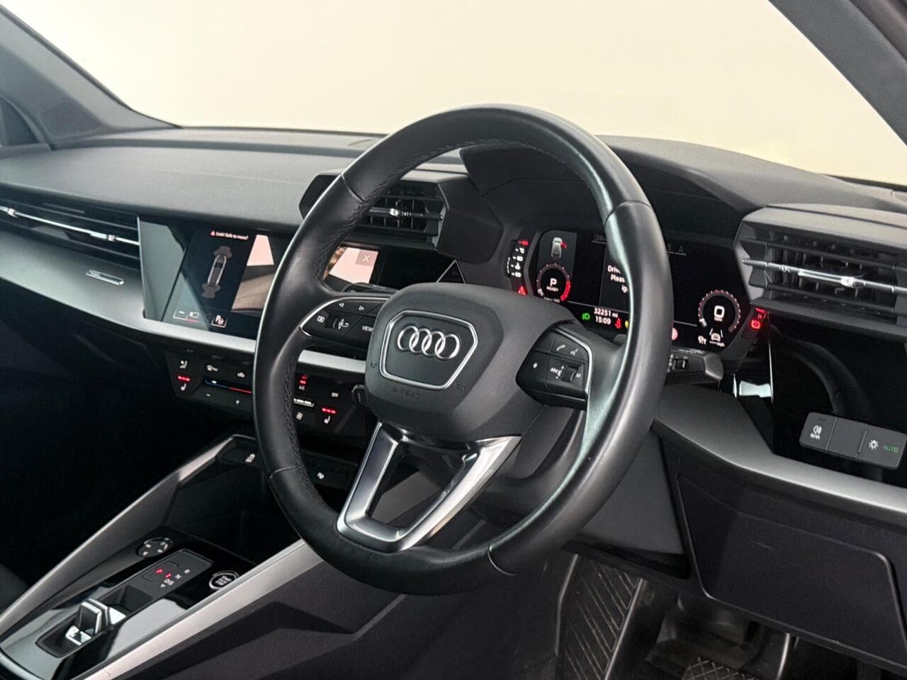 Audi A3 thumbnail Steering Wheel