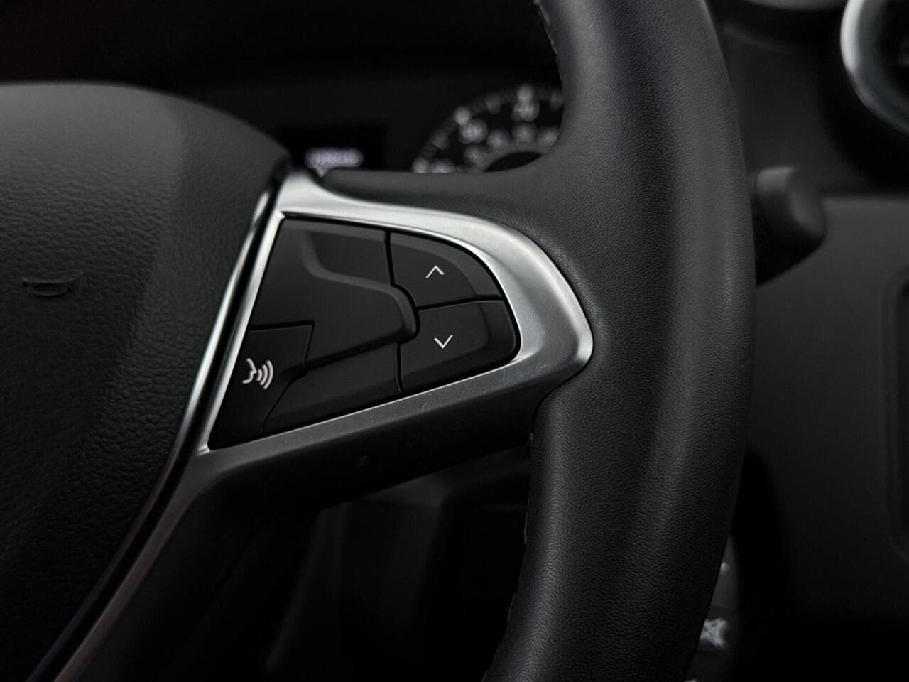 Dacia Duster thumbnail Misc Controls
