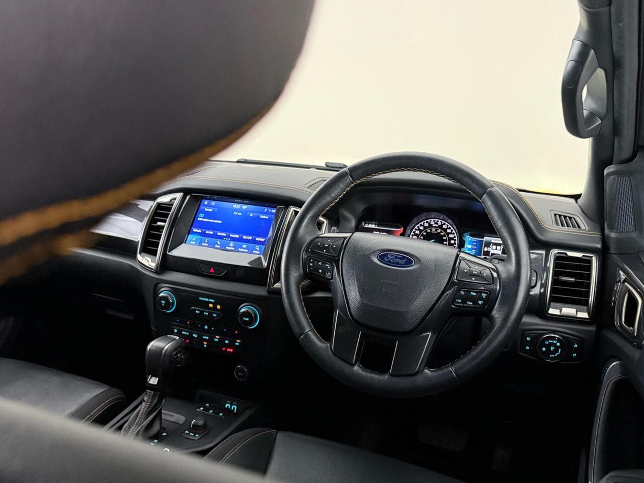 Ford Ranger thumbnail Interior Front