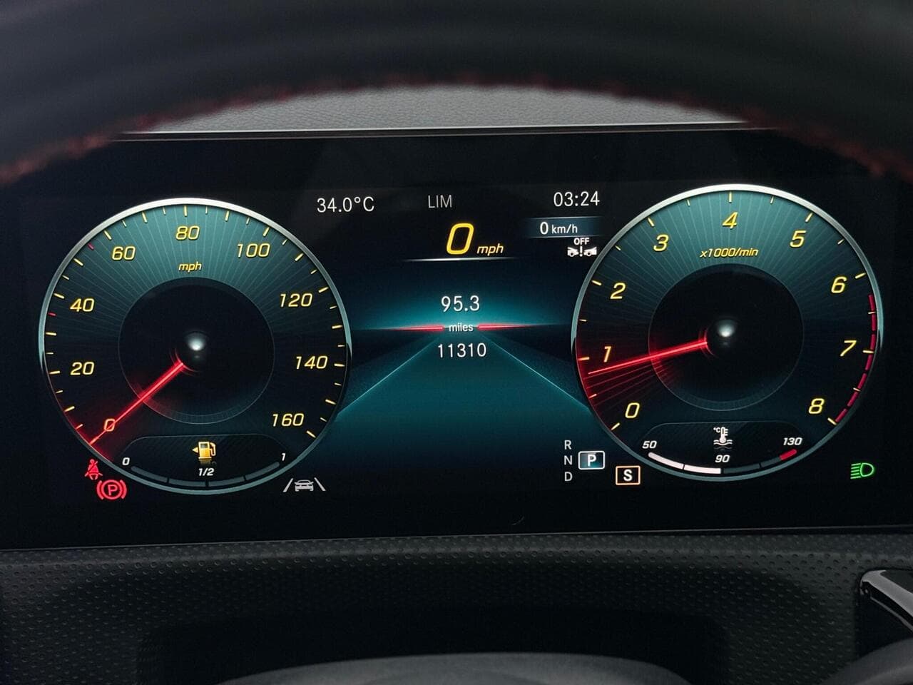 Mercedes-Benz A Class thumbnail Driver Instruments