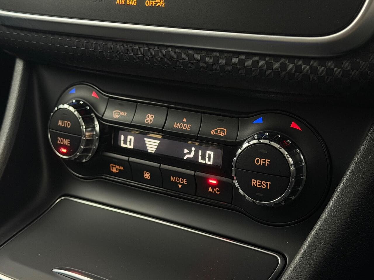 Mercedes-Benz A Class thumbnail Misc Controls