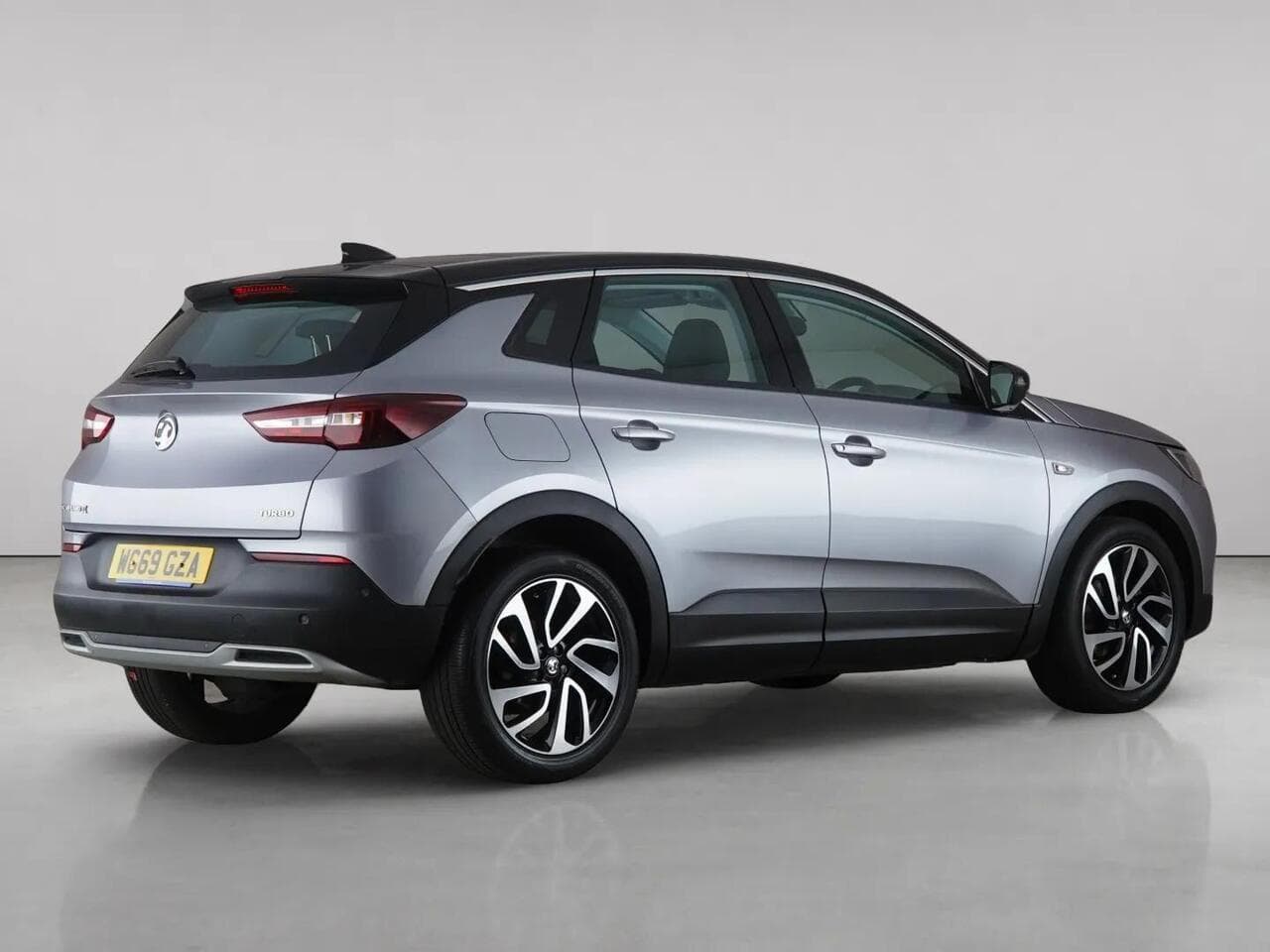 Vauxhall Grandland X thumbnail Rear Right