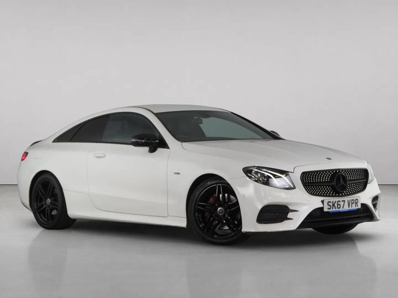 Mercedes-Benz E Class - Mercedes-Benz E Class 2.0 E220d AMG Line Coupe 2dr Diesel G-Tronic+ Euro 6 (s/s) (194 ps)