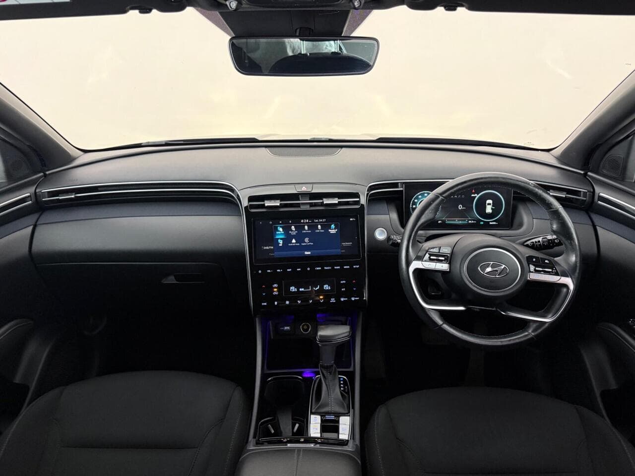 Hyundai TUCSON thumbnail Interior Front