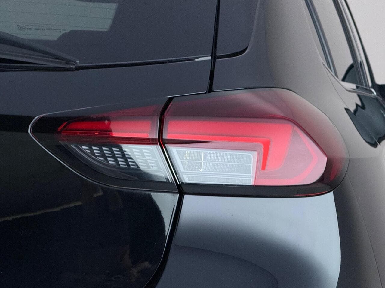 Vauxhall Corsa thumbnail Lights Rear