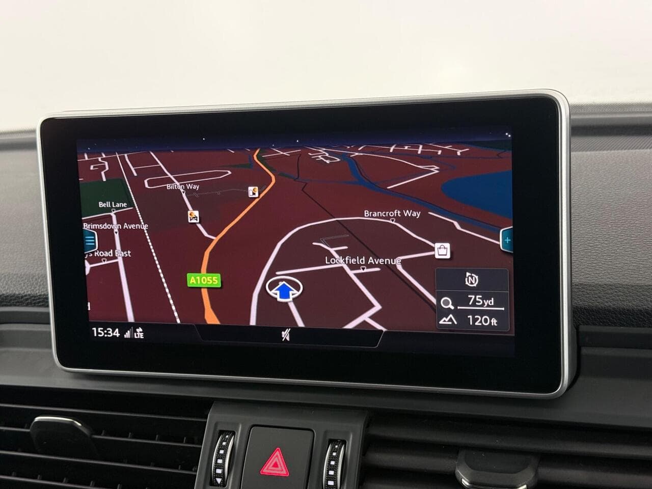 Audi Q5 thumbnail Infotainment System