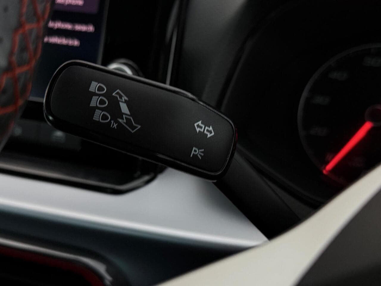 SEAT Arona thumbnail Misc Controls