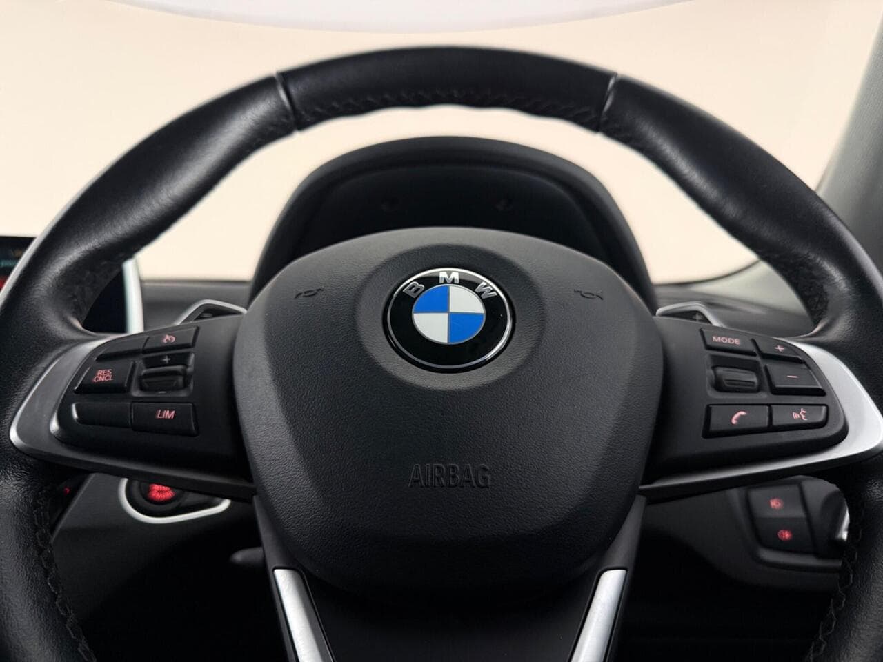BMW X1 thumbnail Steering Wheel