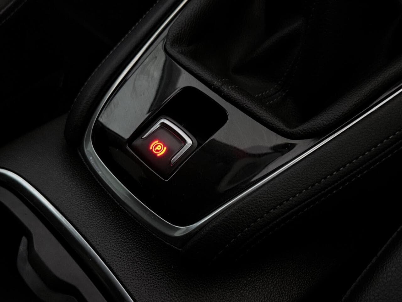 Vauxhall Grandland X thumbnail Misc Controls