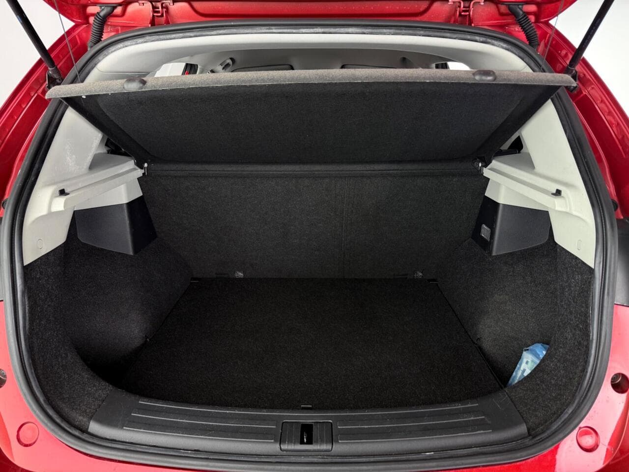 MG MG ZS thumbnail Boot