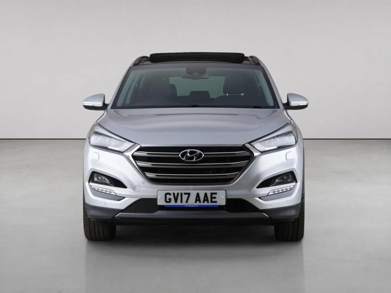 Hyundai TUCSON thumbnail Front