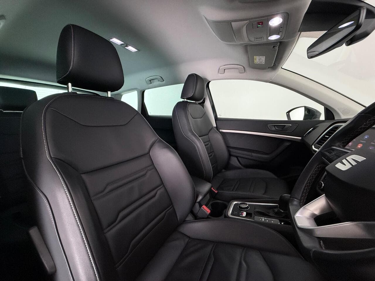 SEAT Ateca thumbnail Seat Driver