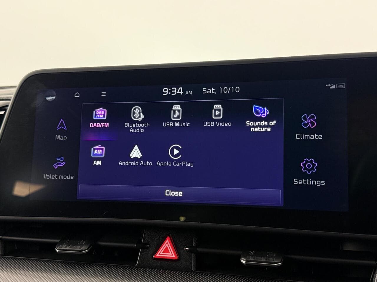 Kia Sportage thumbnail Infotainment System