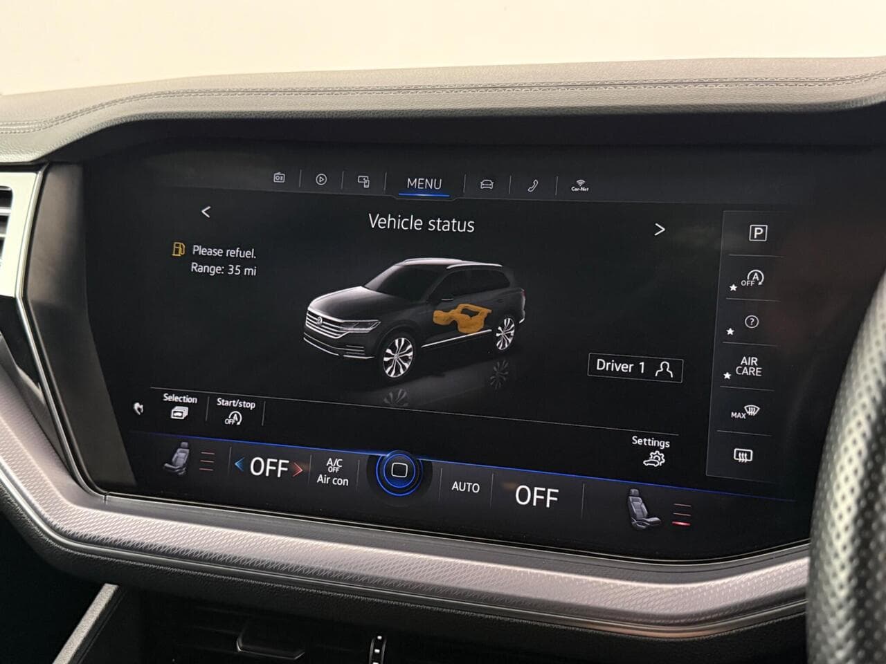 Volkswagen Touareg thumbnail Infotainment System