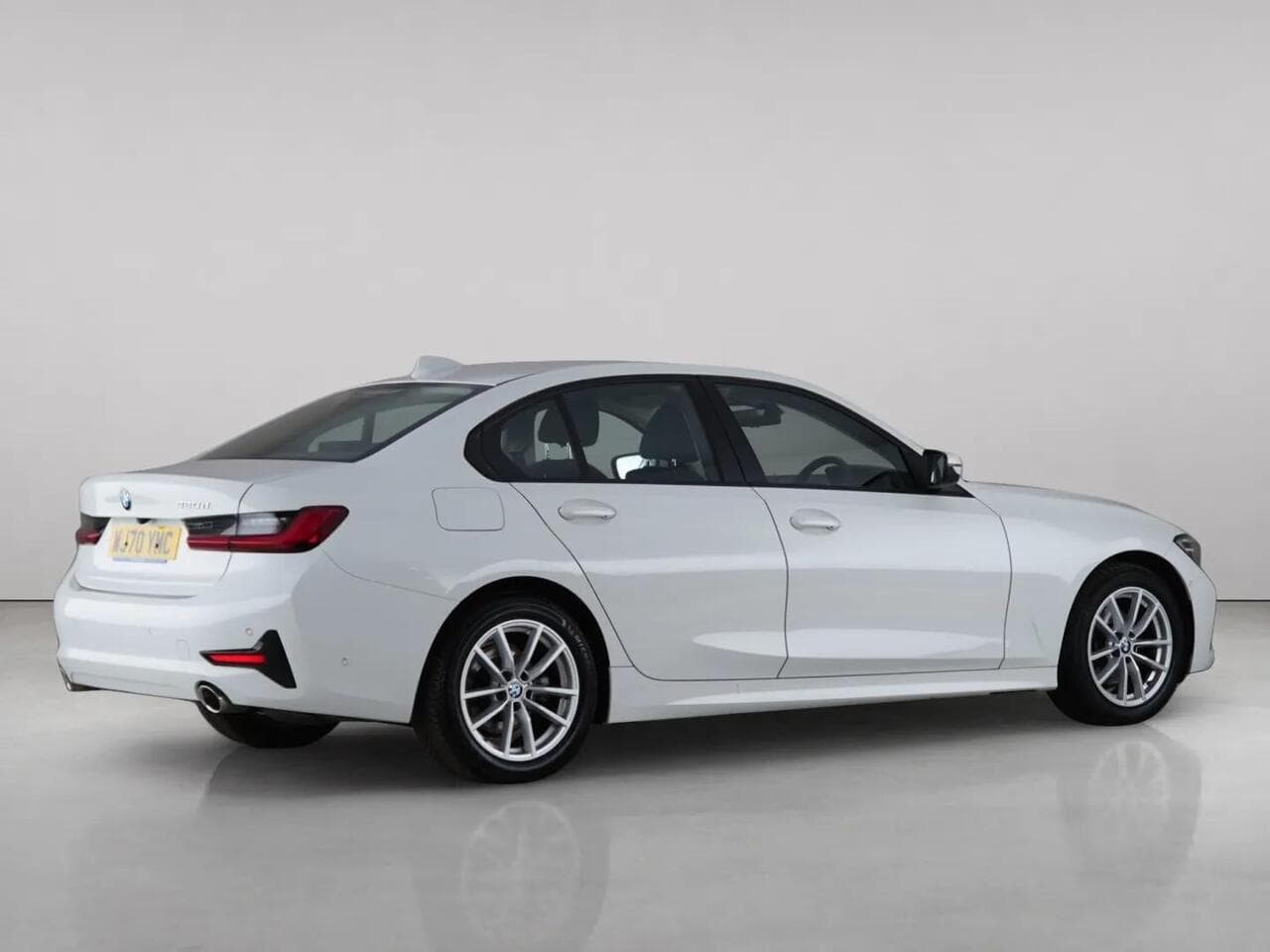 BMW 3 Series thumbnail Inconclusive