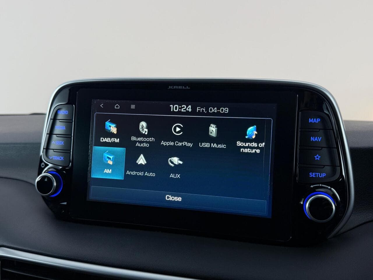 Hyundai TUCSON thumbnail Infotainment System
