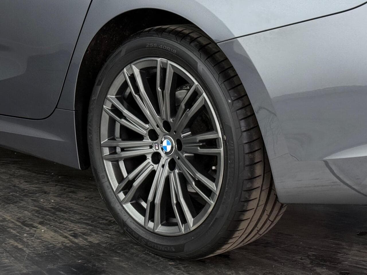 BMW 3 Series thumbnail Wheel