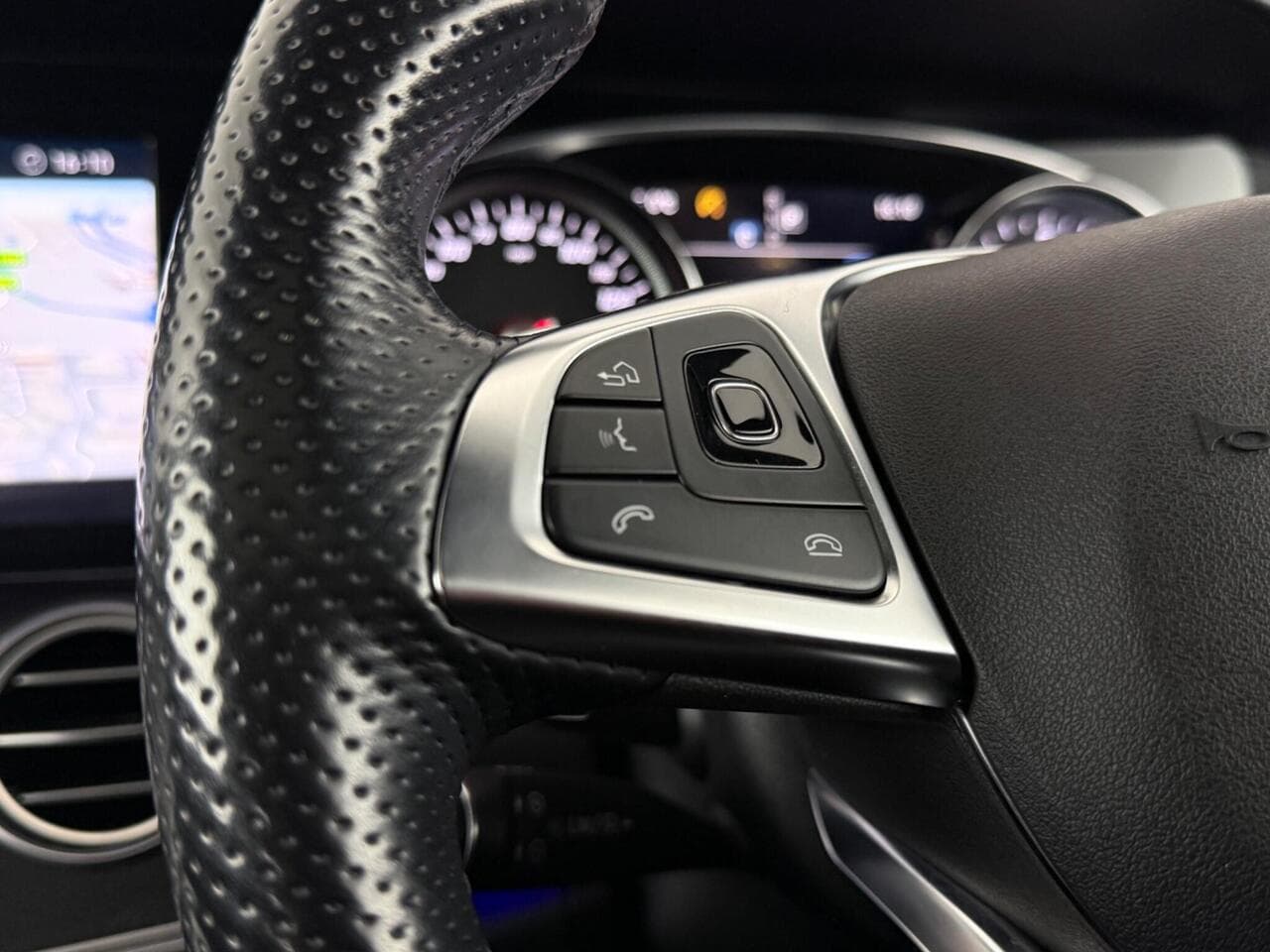 Mercedes-Benz E Class thumbnail Misc Controls