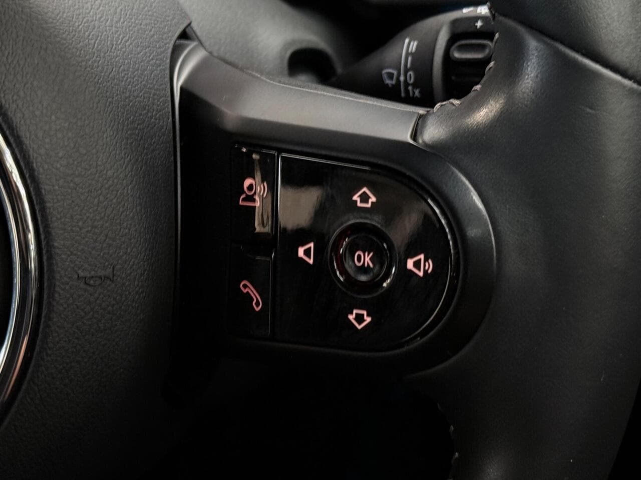 MINI Hatch thumbnail Misc Controls