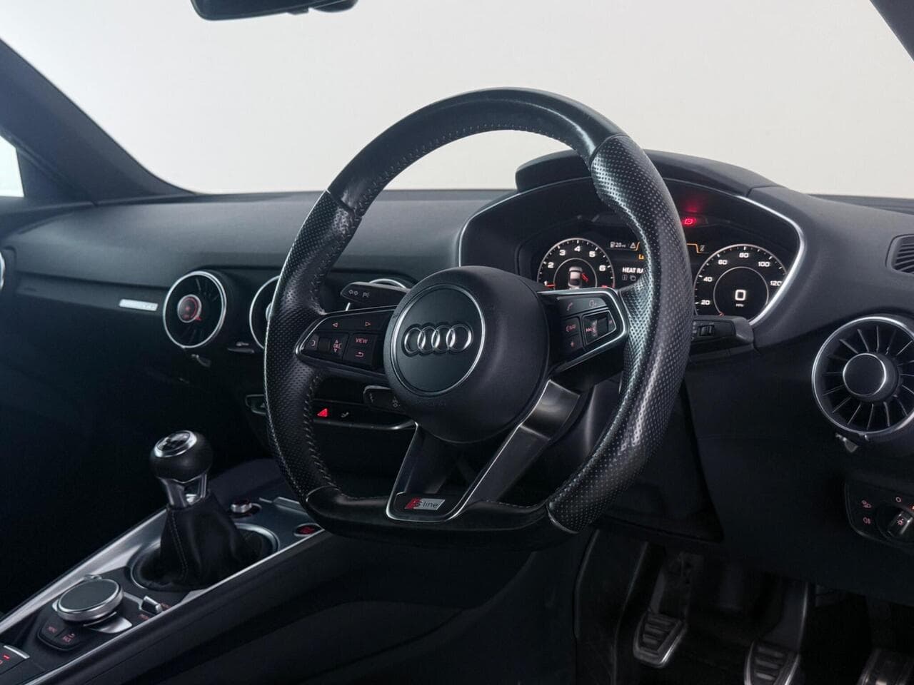 Audi TT thumbnail Interior Front