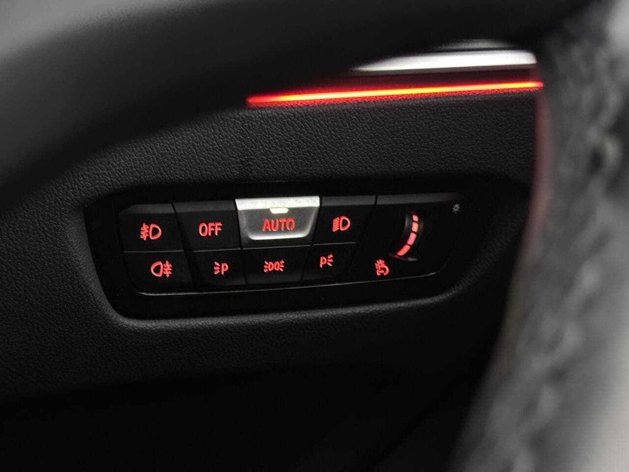 BMW 4 Series thumbnail Misc Controls