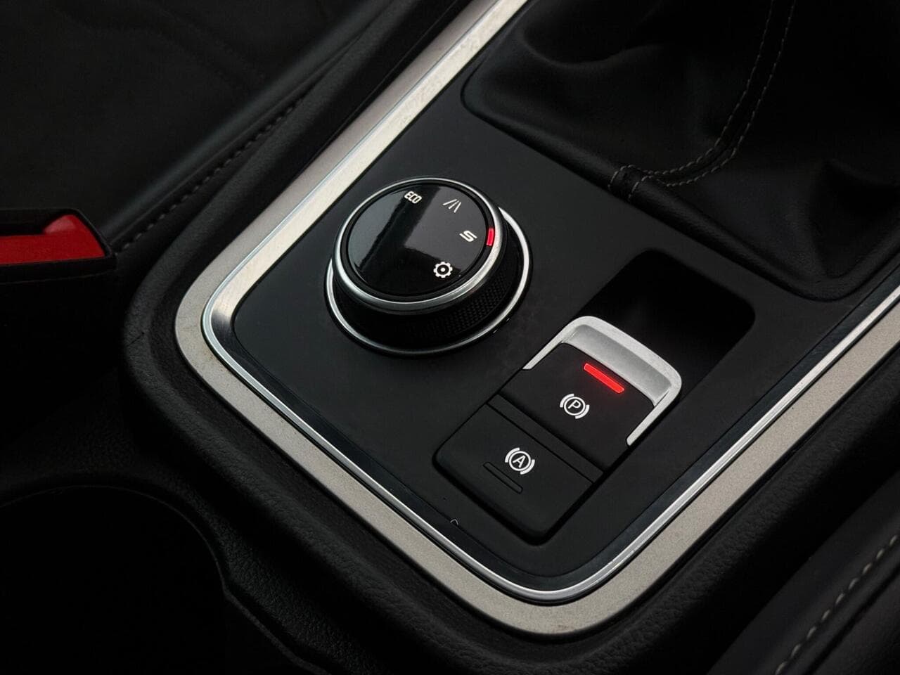 SEAT Ateca thumbnail Misc Controls