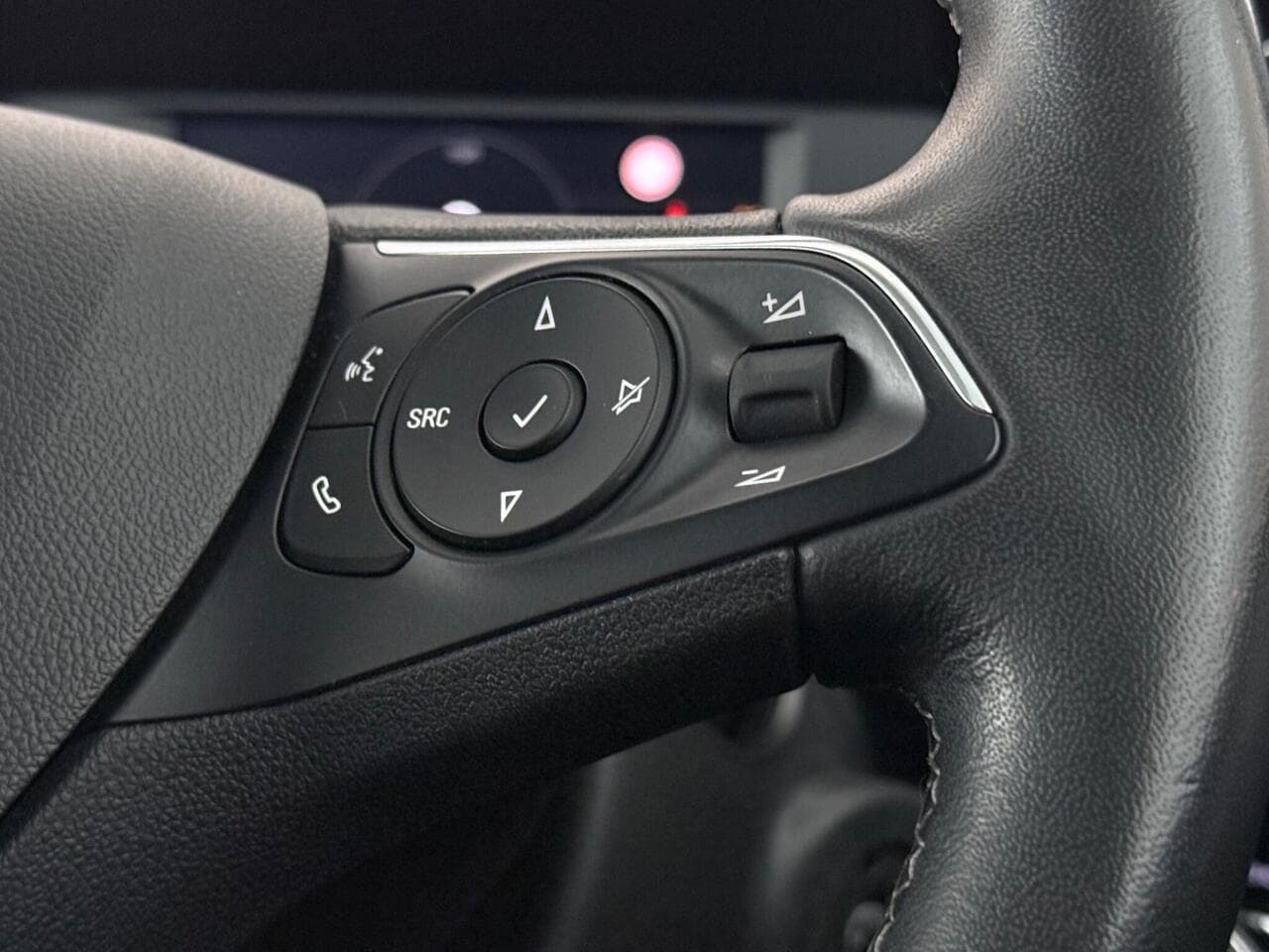 Vauxhall Mokka thumbnail Misc Controls