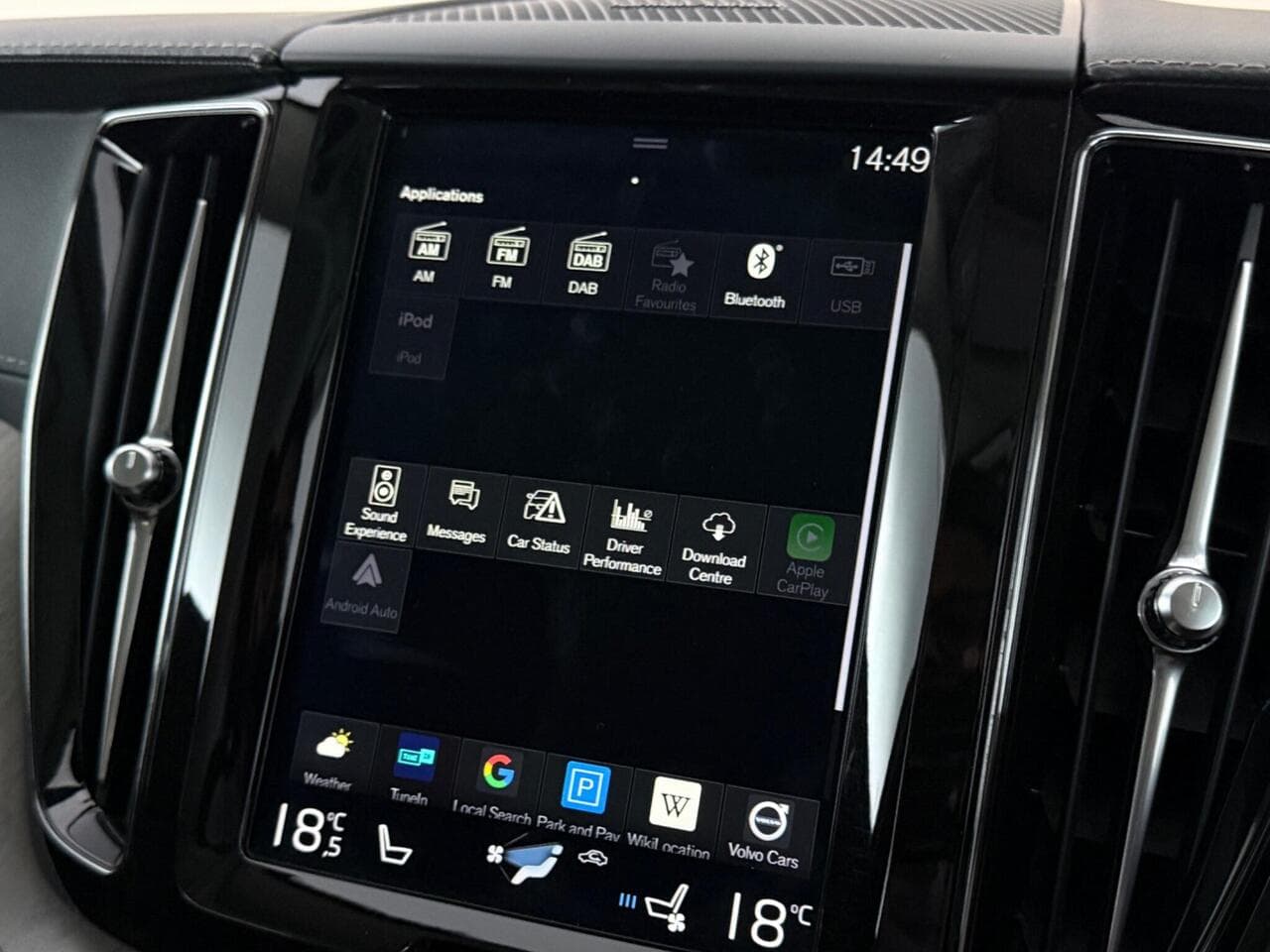 Volvo XC60 thumbnail Infotainment System