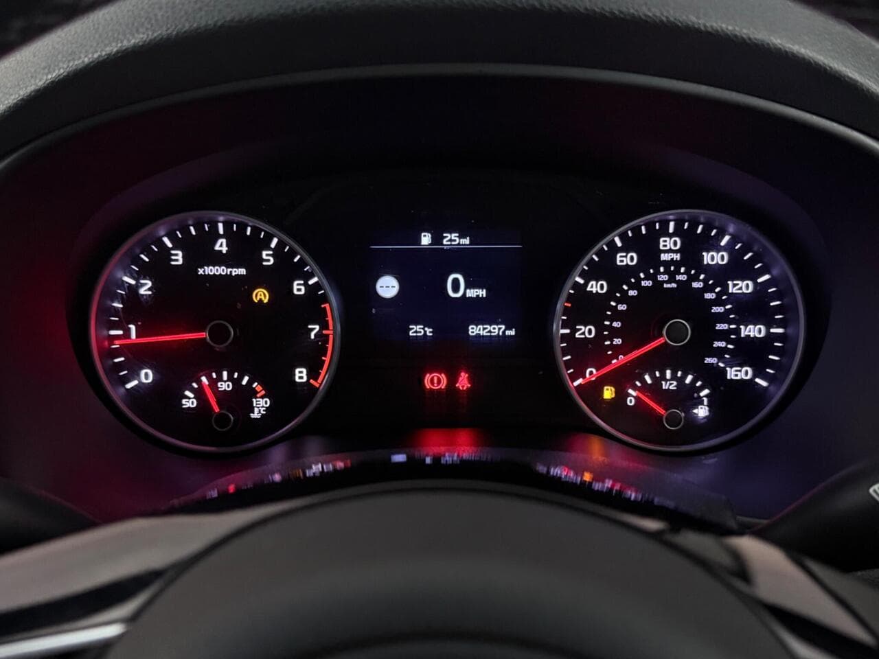 Kia Sportage thumbnail Driver Instruments