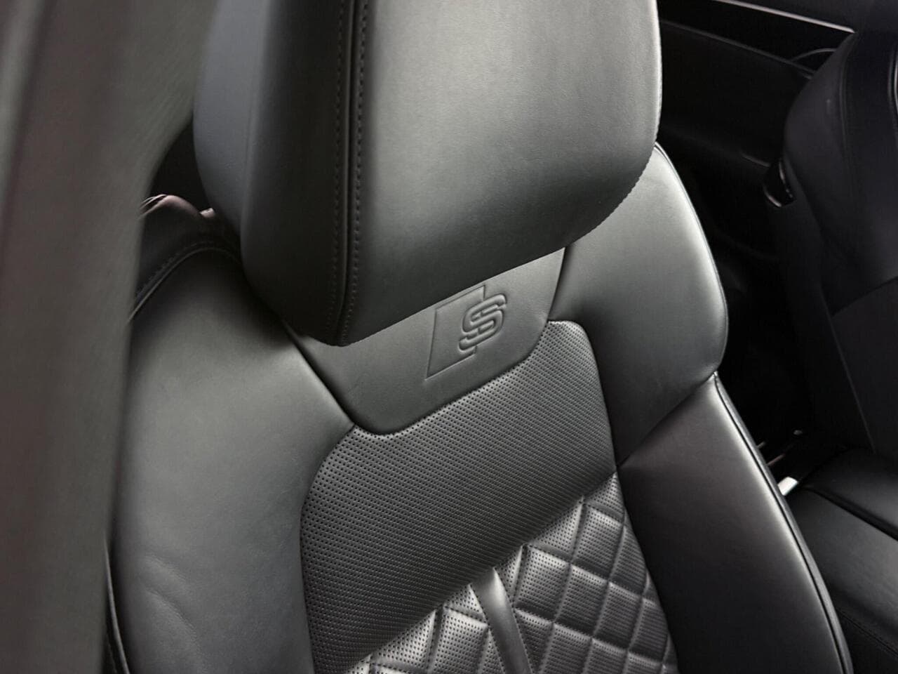 Audi A8 thumbnail Inconclusive