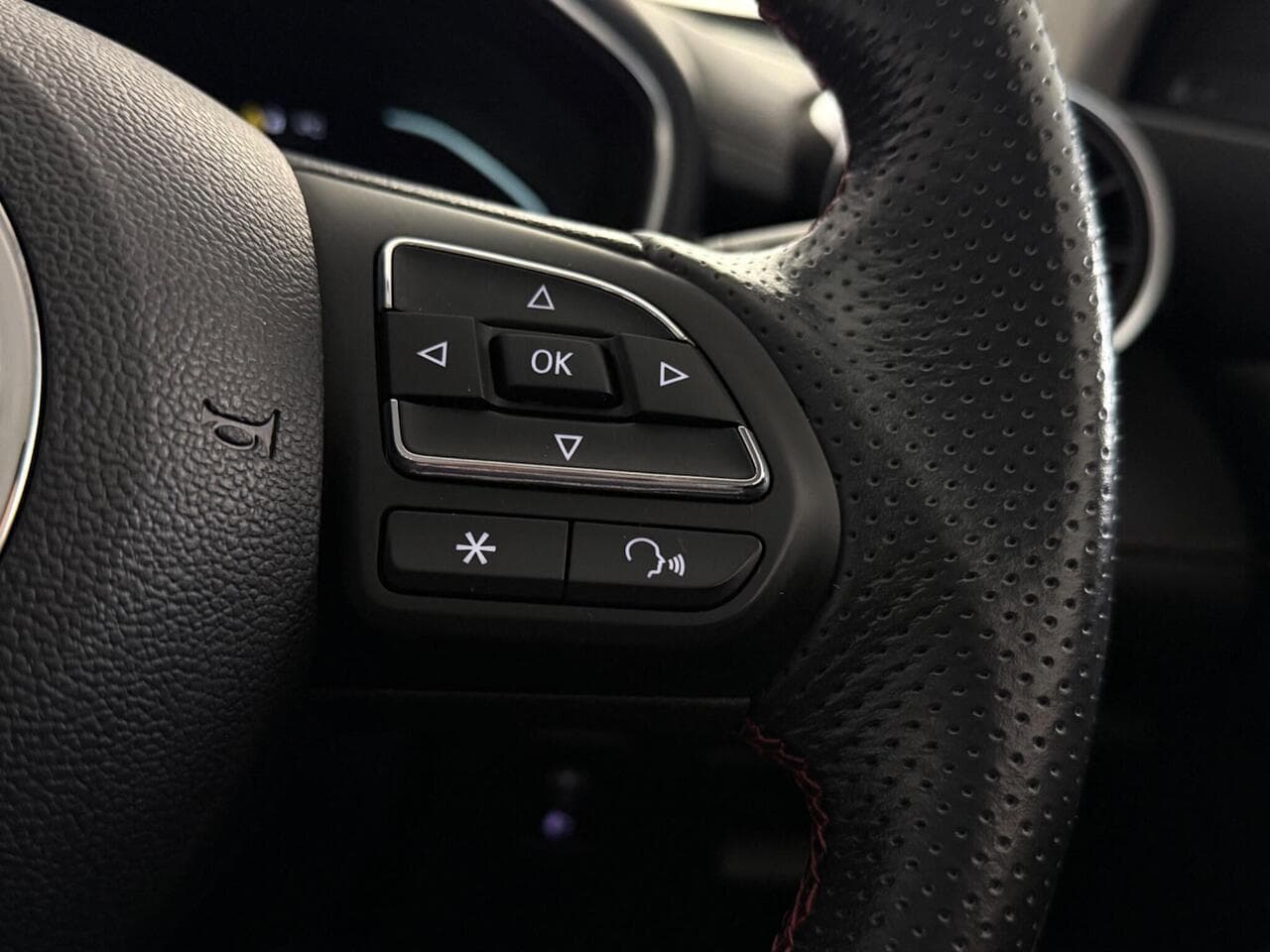 MG MG HS thumbnail Misc Controls