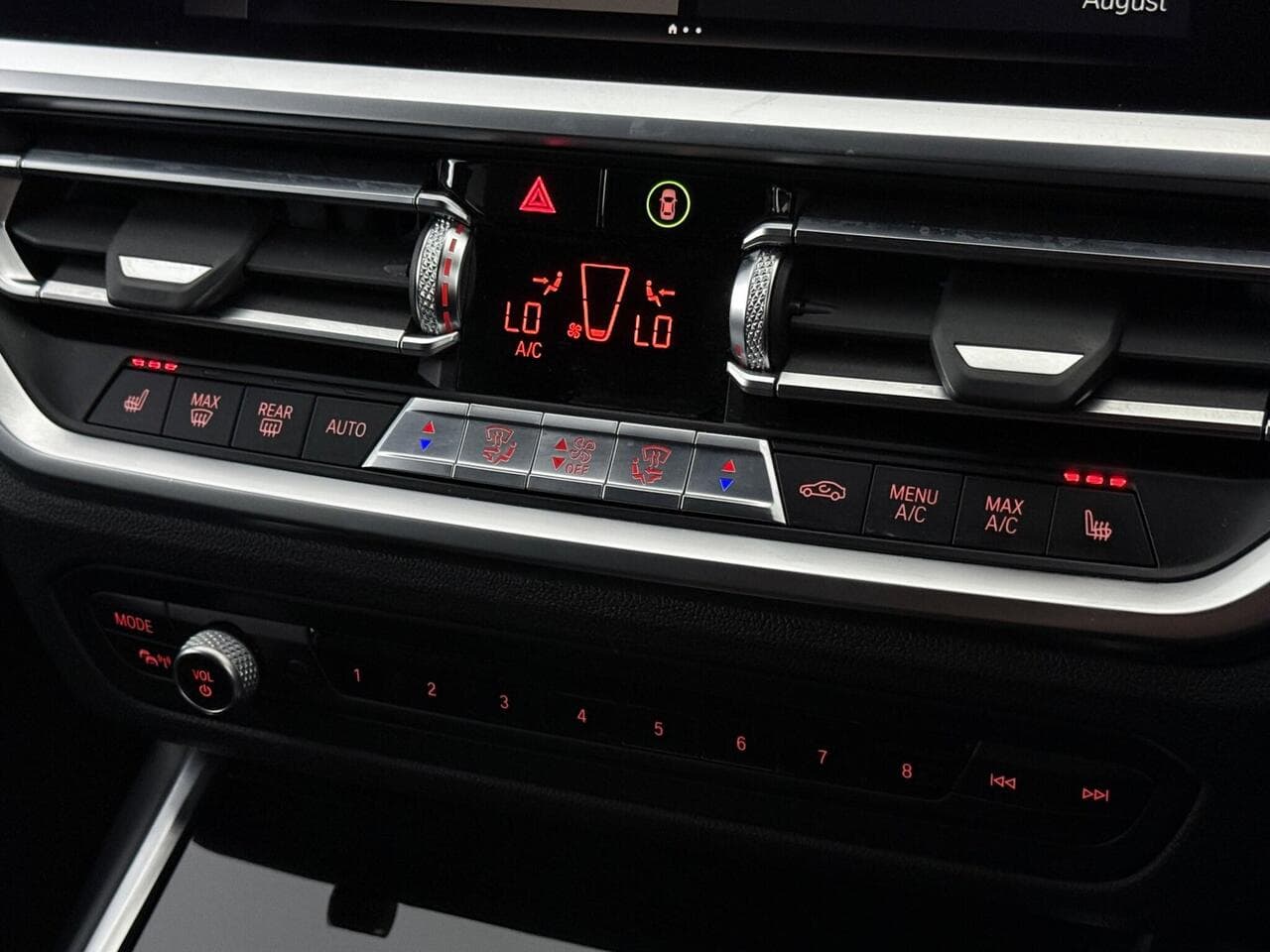 BMW 3 Series thumbnail Infotainment System