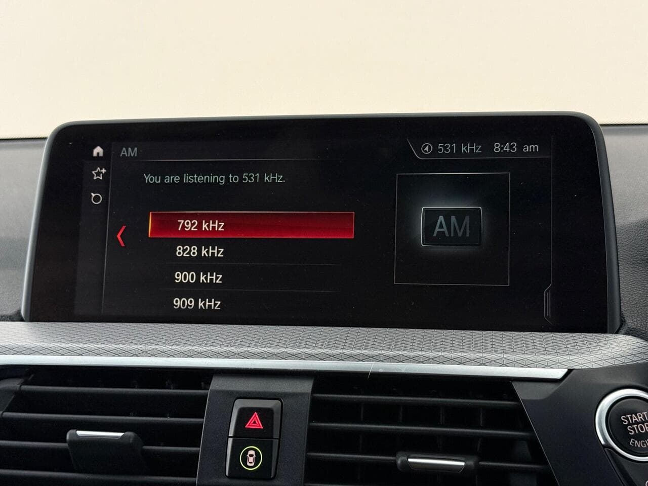 BMW X3 thumbnail Infotainment System