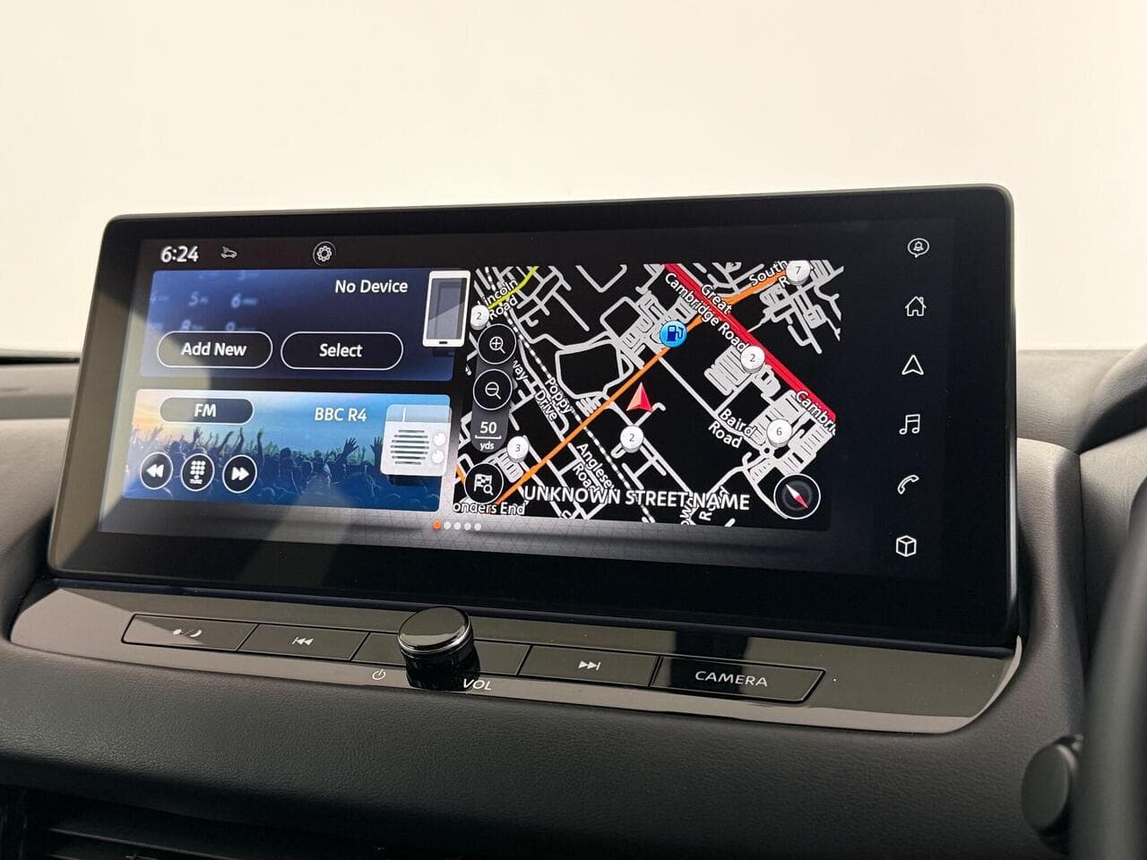 Nissan Qashqai thumbnail Infotainment System
