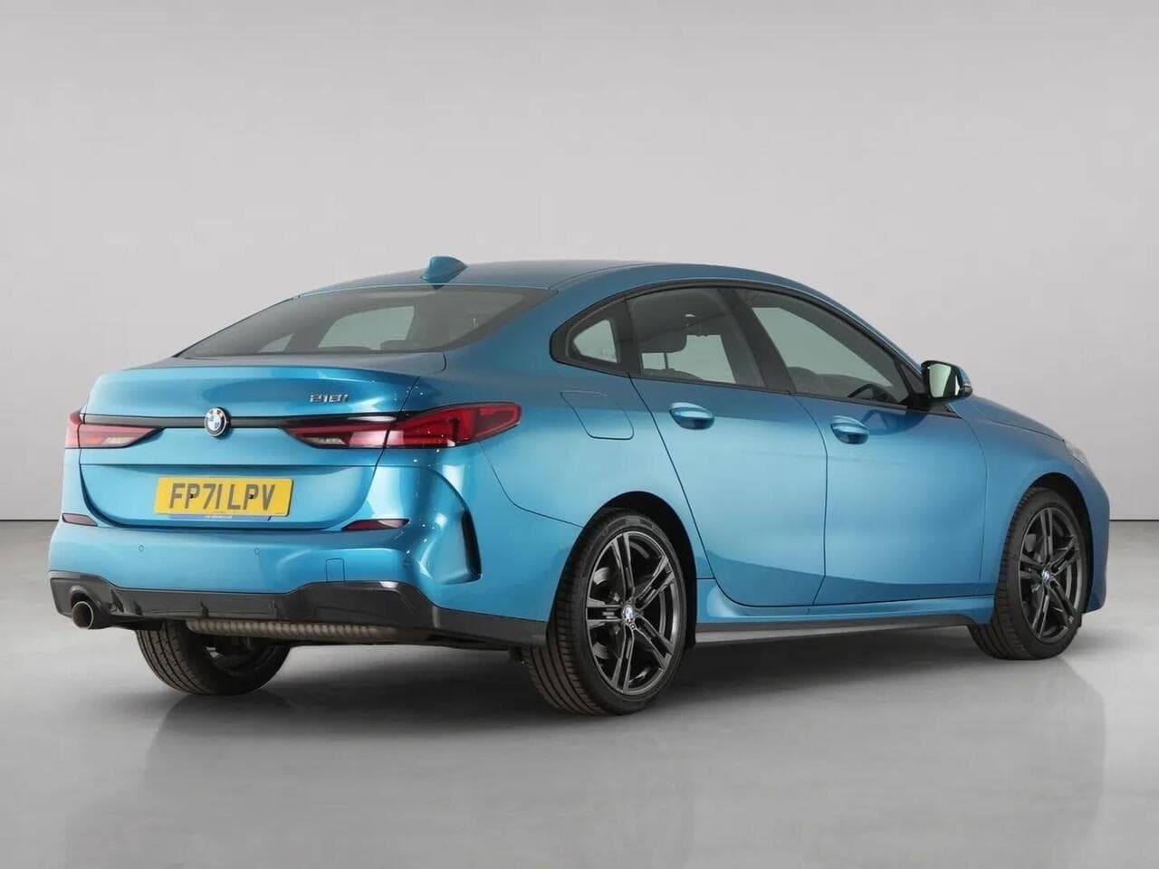BMW 2 Series Gran Coupe thumbnail Rear Right