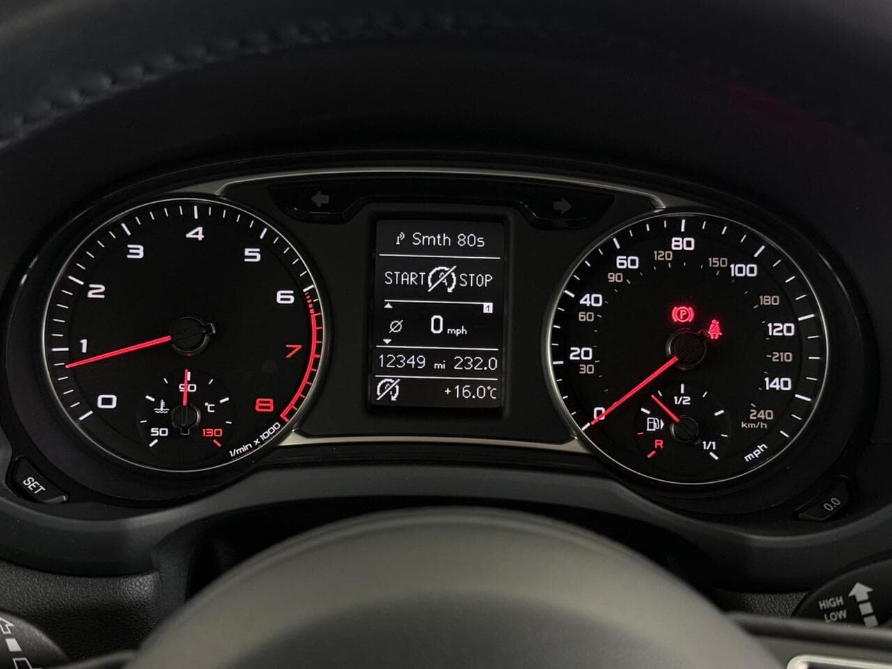 Audi A1 thumbnail Driver Instruments