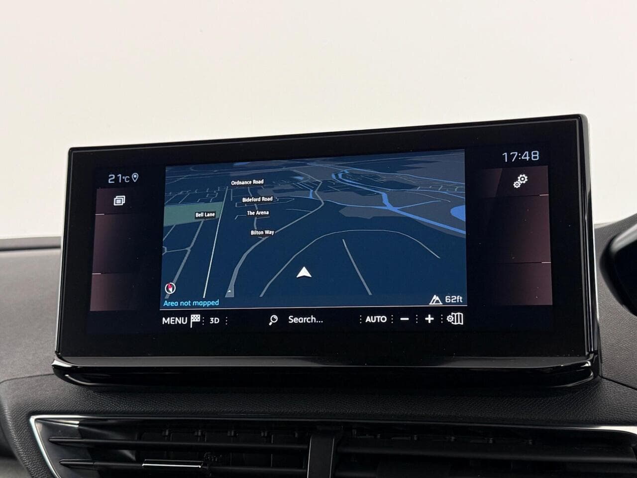 Peugeot 5008 thumbnail Infotainment System