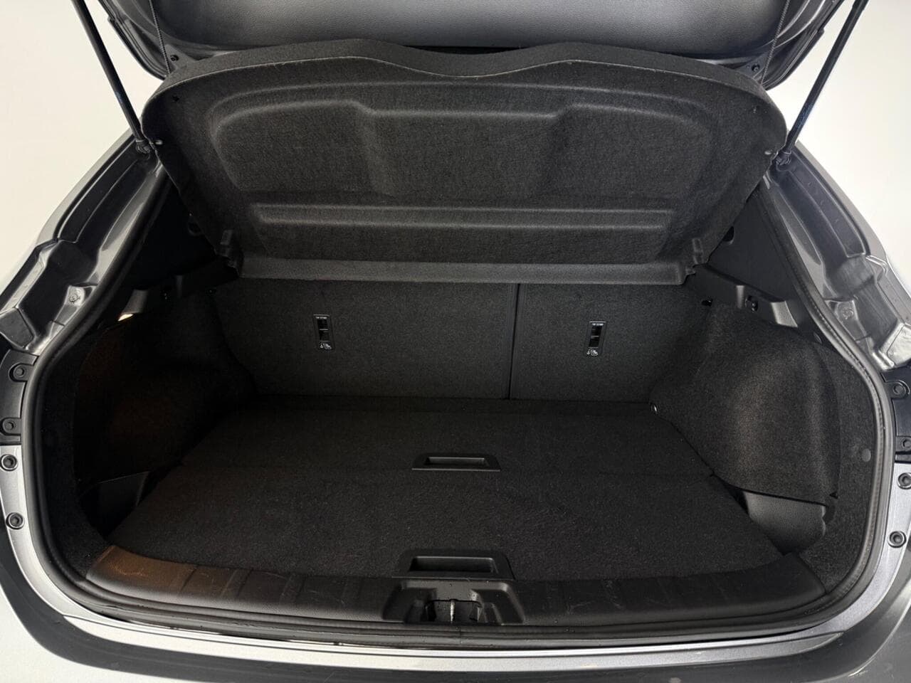 Nissan Qashqai thumbnail Boot