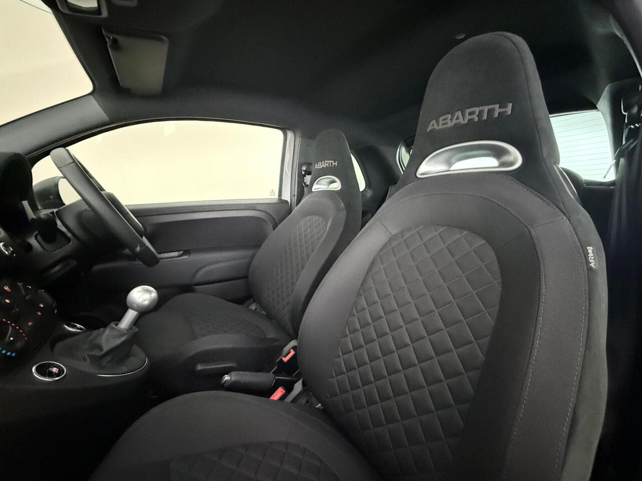 Abarth 595 thumbnail Seat Front Passenger