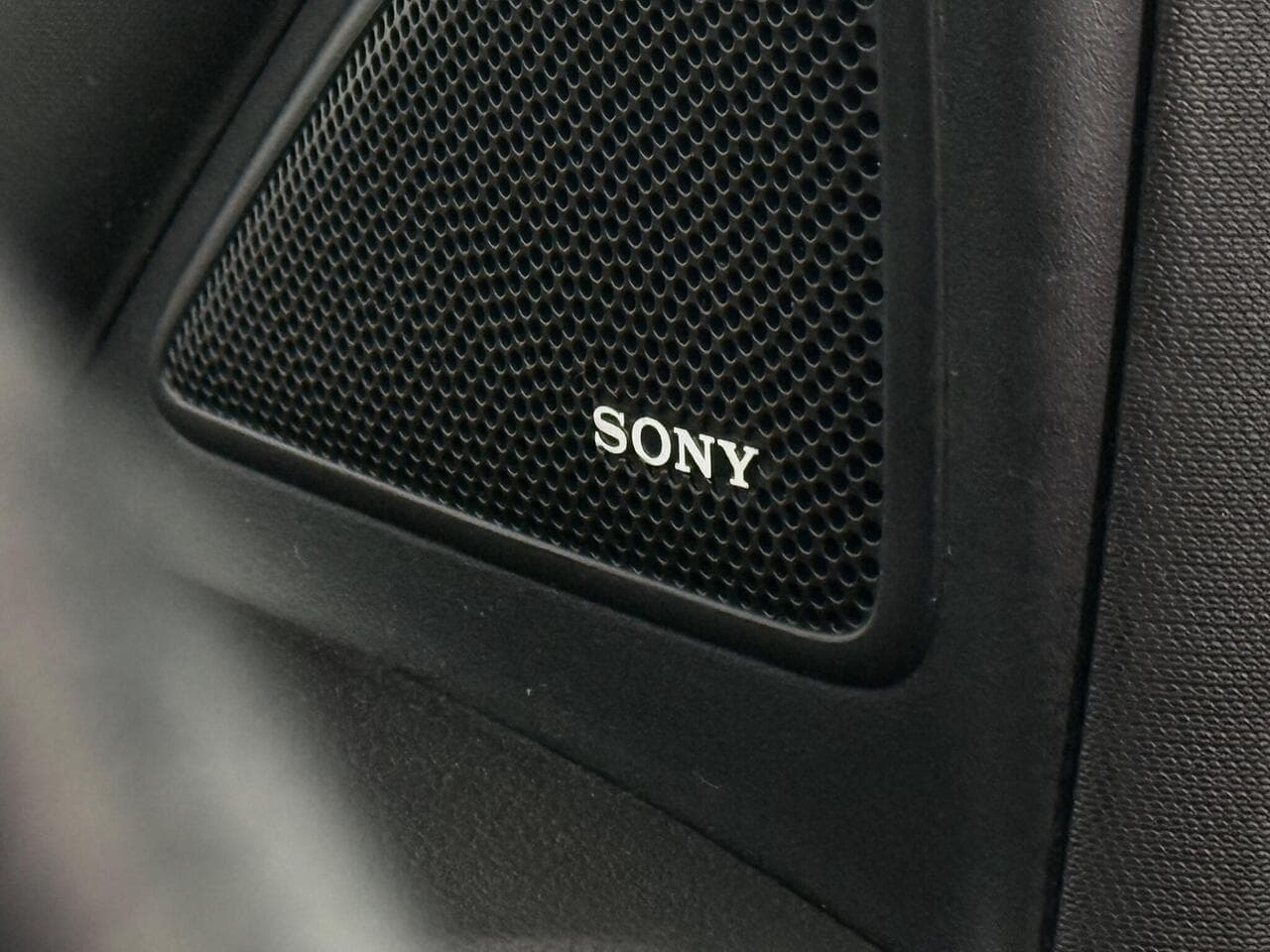 Ford Kuga thumbnail Misc Controls
